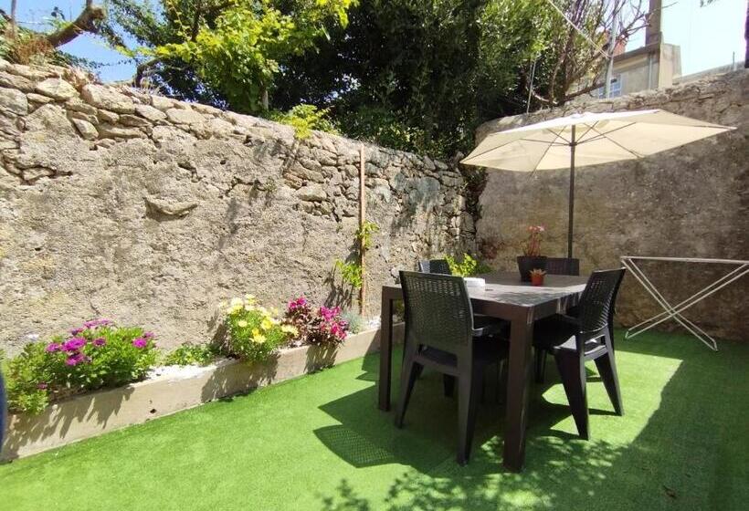 Laranjal Guesthouse