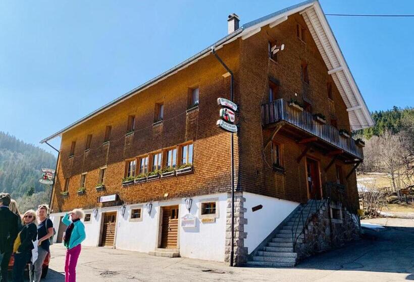 Bed and Breakfast Sporthostel Rössle