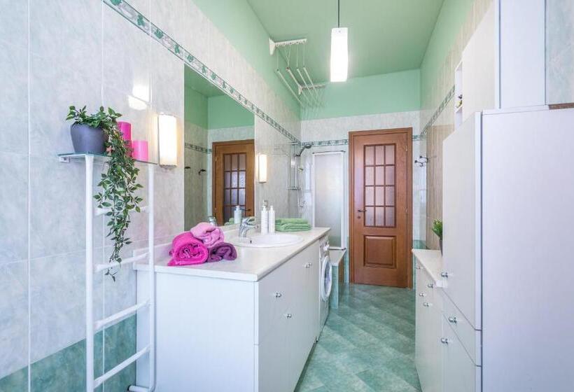 Frejus Classic Apartment By Wonderful Italy