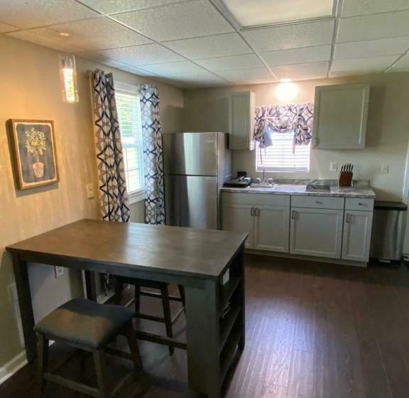 酒店 Andy Griffith Parkway Inn