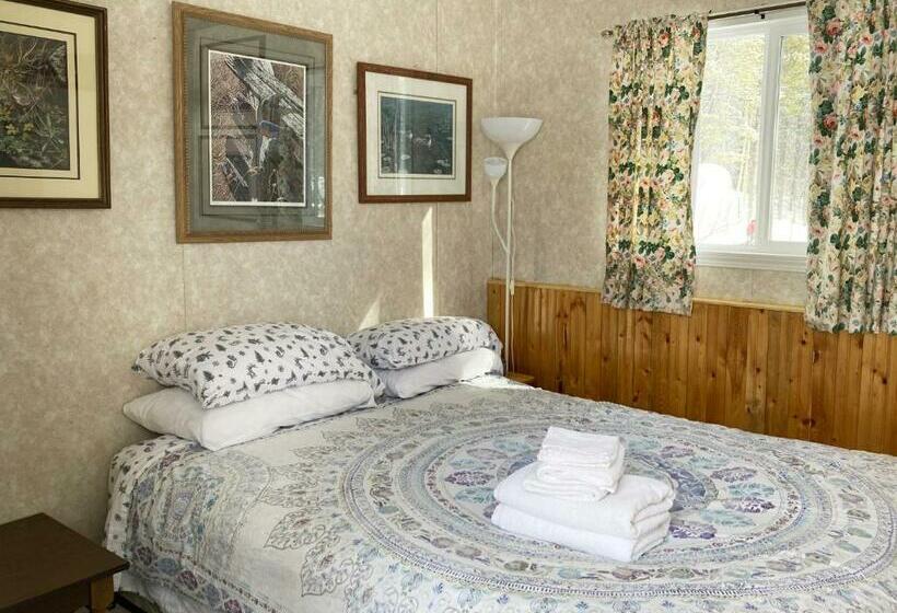 Jade City Motel