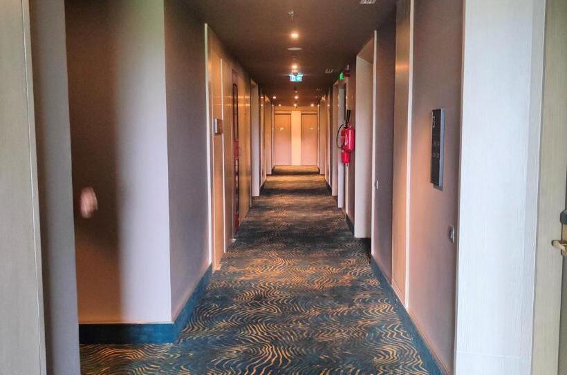 Novotel Chandigarh Tribune Chowk