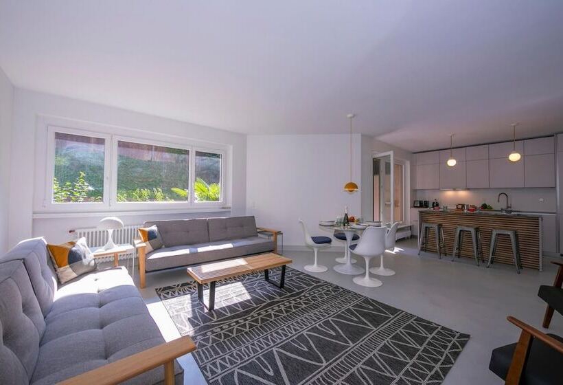 Comfort Holiday In Paradiso   Happy Rentals