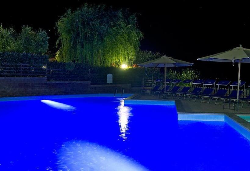 ホテル Agriturismo Le Ginestre