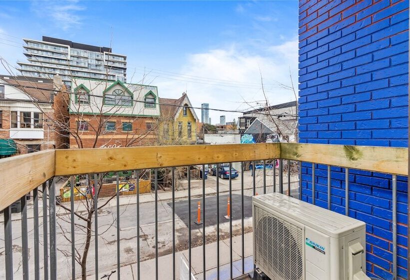 هاستل Samesun Toronto