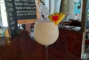Miss Miriam Hotel Frente Al Mar