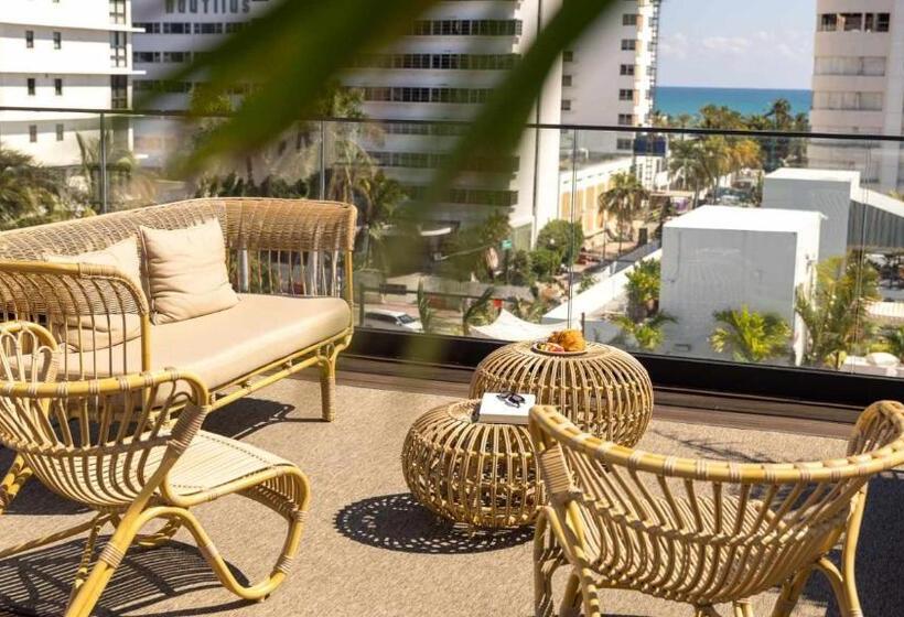 هتل Uma House By Yurbban South Beach
