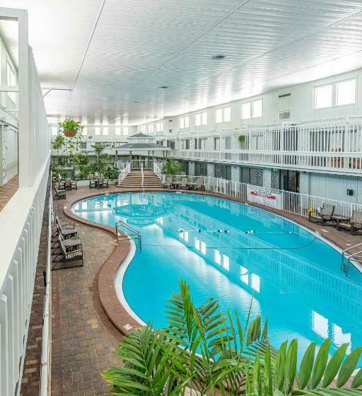 Club Destin Condos