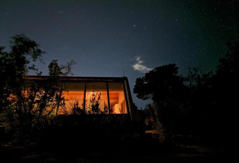 Earthship Retreat + 2 Spas + Incredible Views