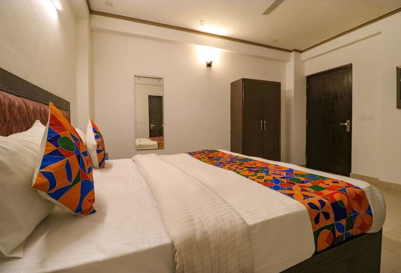 هتل Fabexpress Dolphin International Near Delhi Airport