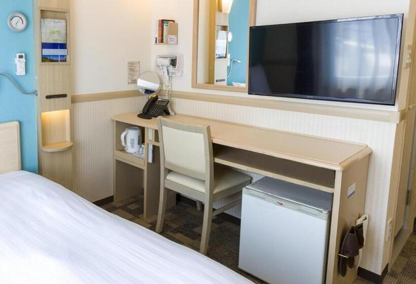 هتل Toyoko Inn Tsubame Sanjo Ekimae