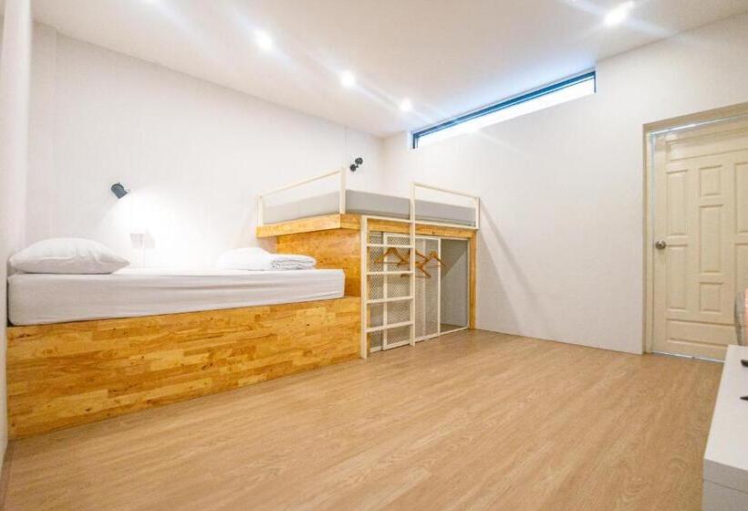 Paknap Hostel