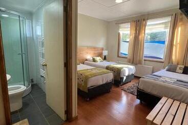 پانسیون Hostal Reymer Patagonia