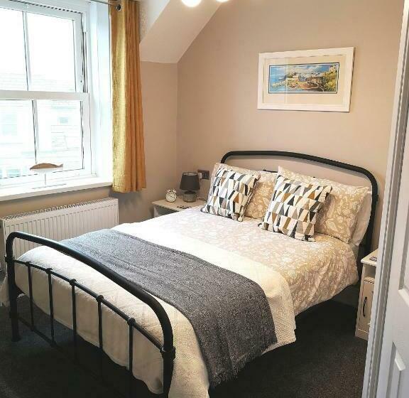 پانسیون Ivy Bank Guest House, Tenby