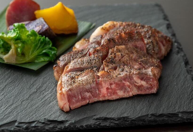 Resort 伊豆高原温泉ホテル 森の泉