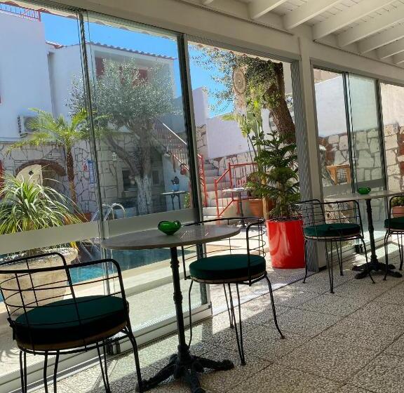 Bademi̇çi̇ Otel