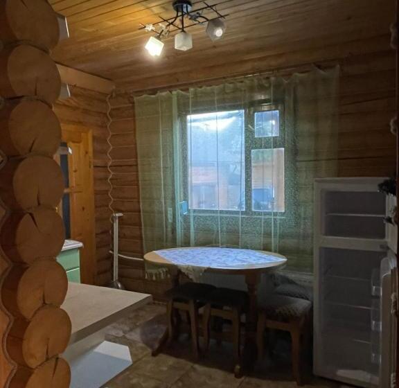 אתר נופש Cottage In Yasinya