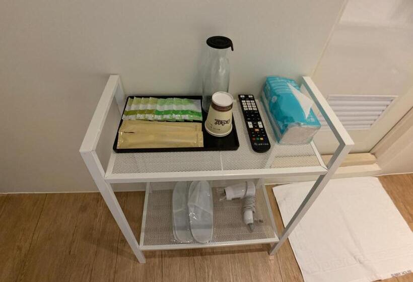 هاستل Lazy Bone