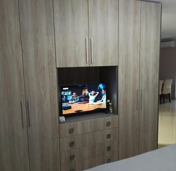 Amara Boutique & Design   студио