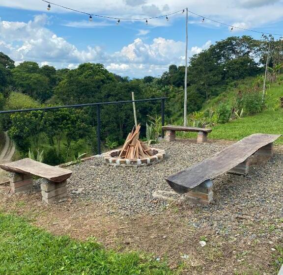 تختخواب و صبحانه Casa Campestre Hh