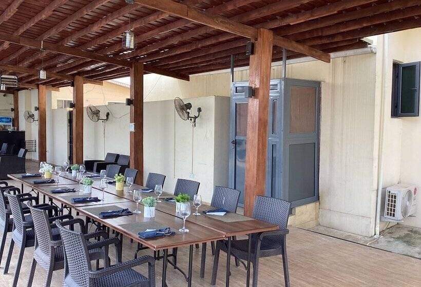 Adis Hotels Prime