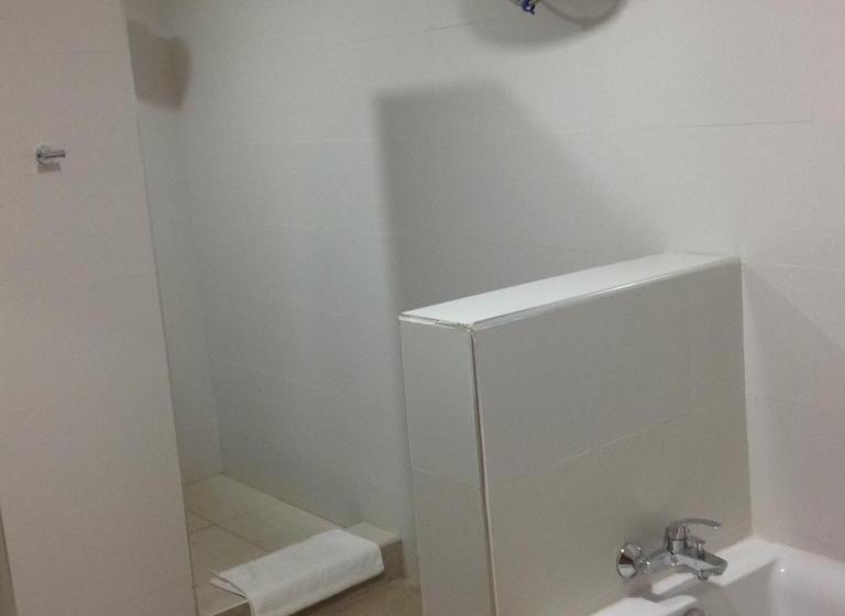 Adis Hotels Prime