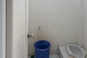 هتل Villa V Stay Pulau Pramuka