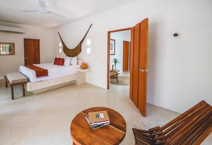 هتل Wakax Hacienda  Cenote & Boutique