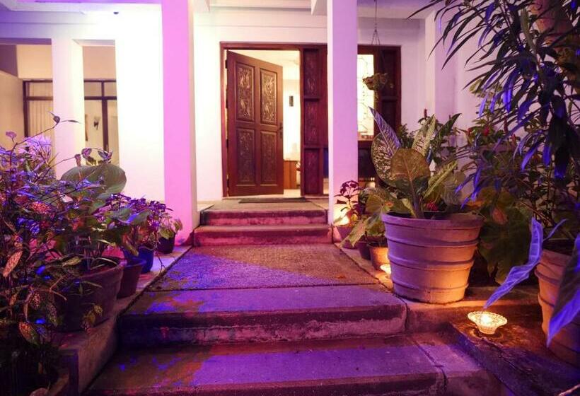پانسیون Elegance Oasis, Colombo 3
