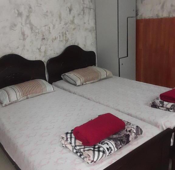 پانسیون Guesthouse Qeti