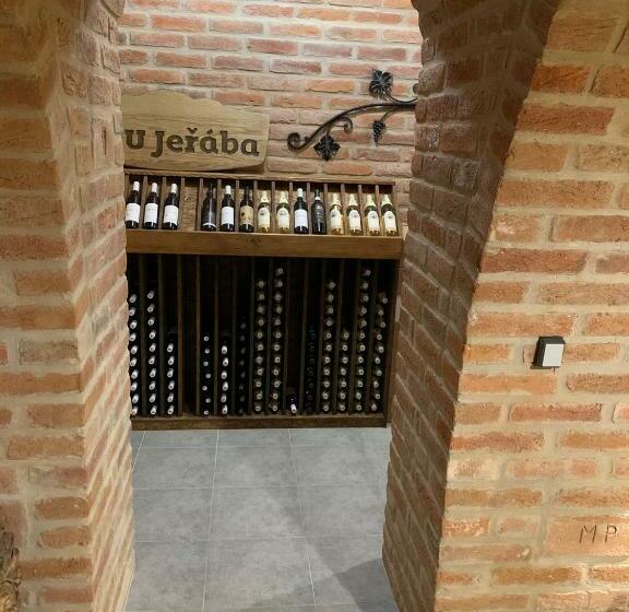 פנסיון U Jeřába   Komplex C