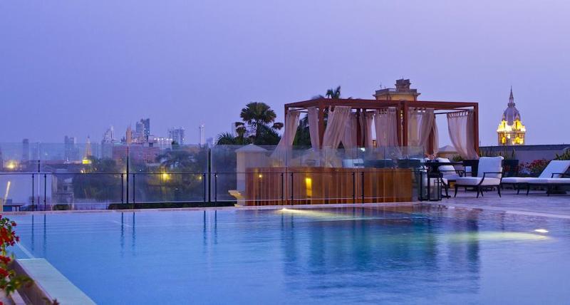 هتل Bastion Luxury