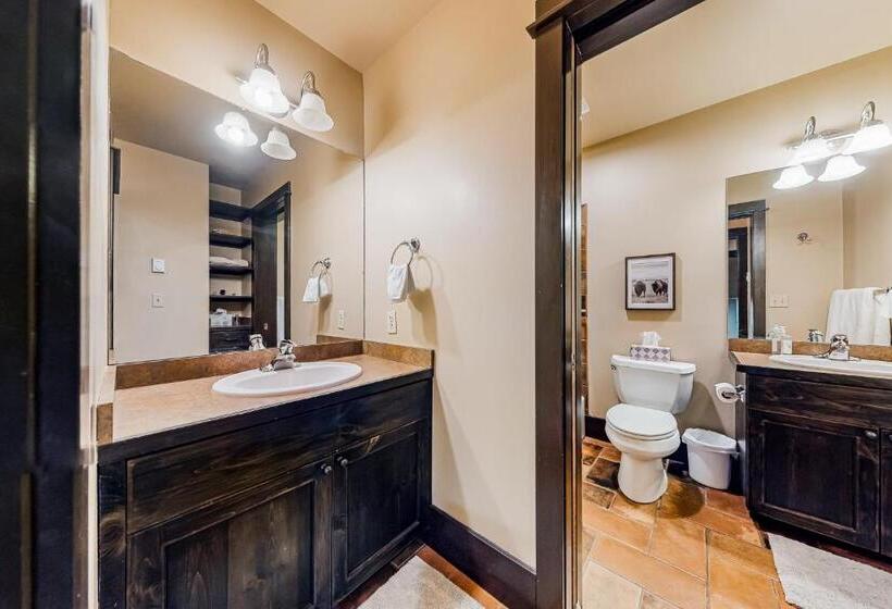 בית מלון כפרי Crail Creek 607