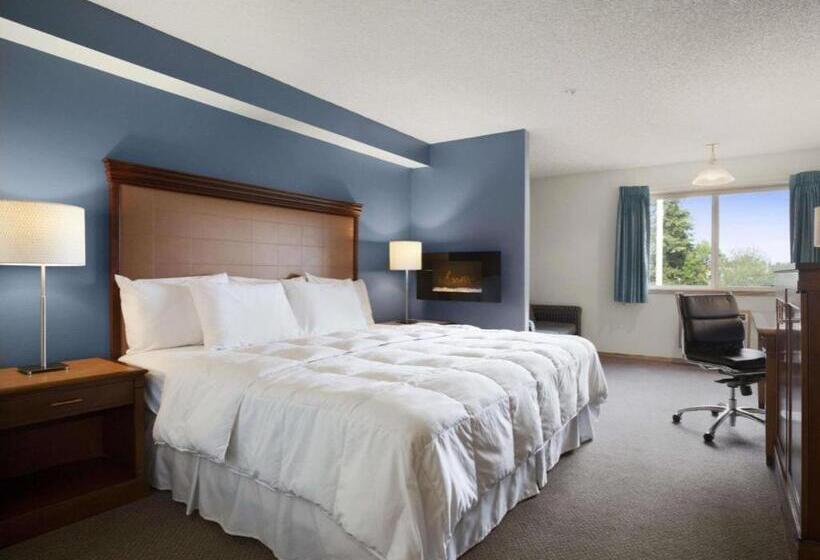 هتل Days Inn By Wyndham Lacey Olympia Area
