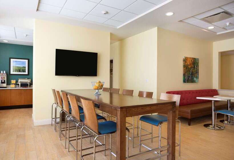 호텔 Days Inn & Suites By Wyndham Caldwell