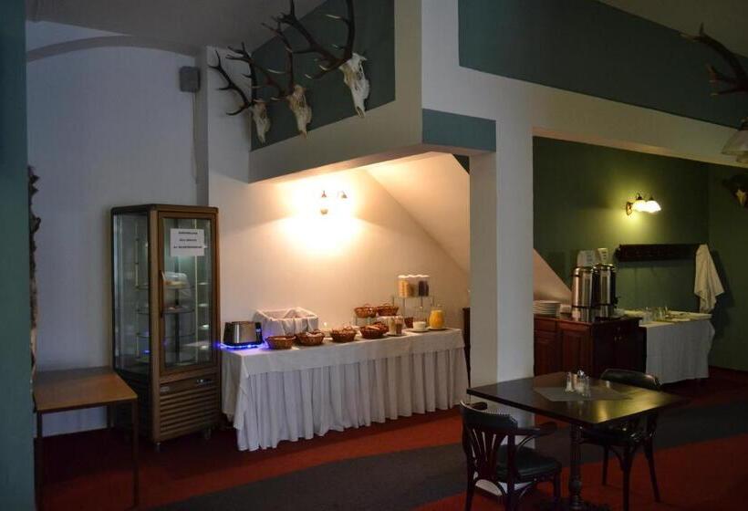 فندق černý Orel žatec