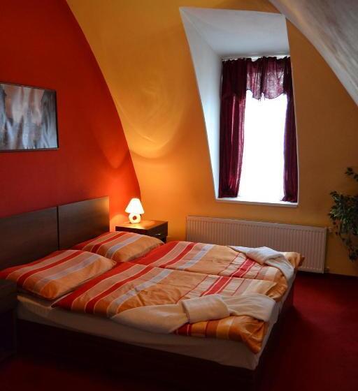 Отель černý Orel žatec