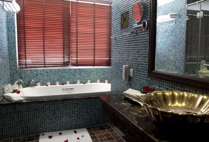 Fotos del hotel Golden Lotus Luxury:  27