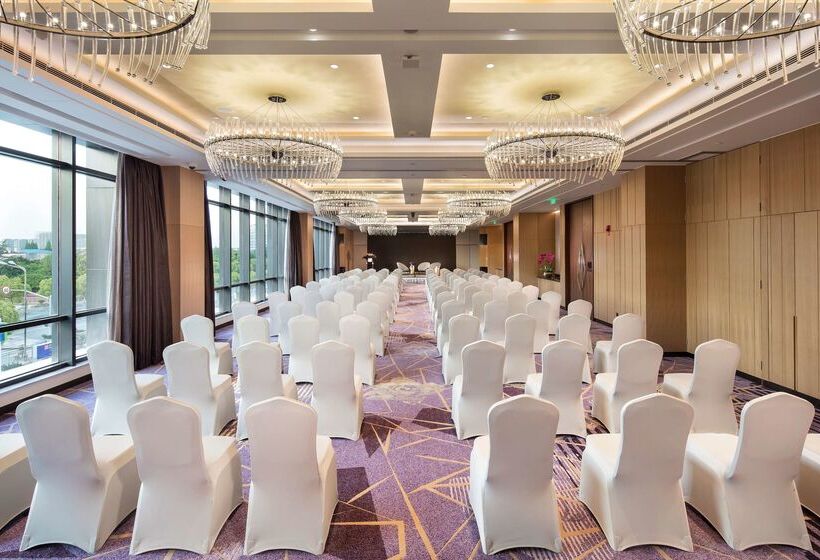 Fotos del hotel Hilton Garden Inn Shanghai Hongqiao Necc:  38