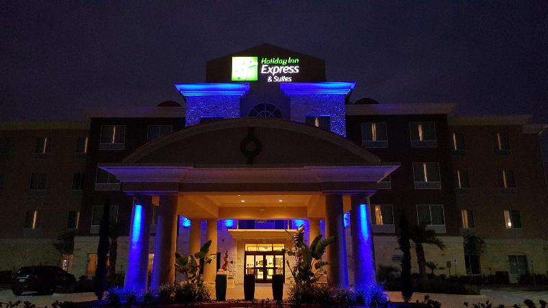 هتل Holiday Inn Express And Suites Atascocita   Humble   Kingwood, An Ihg