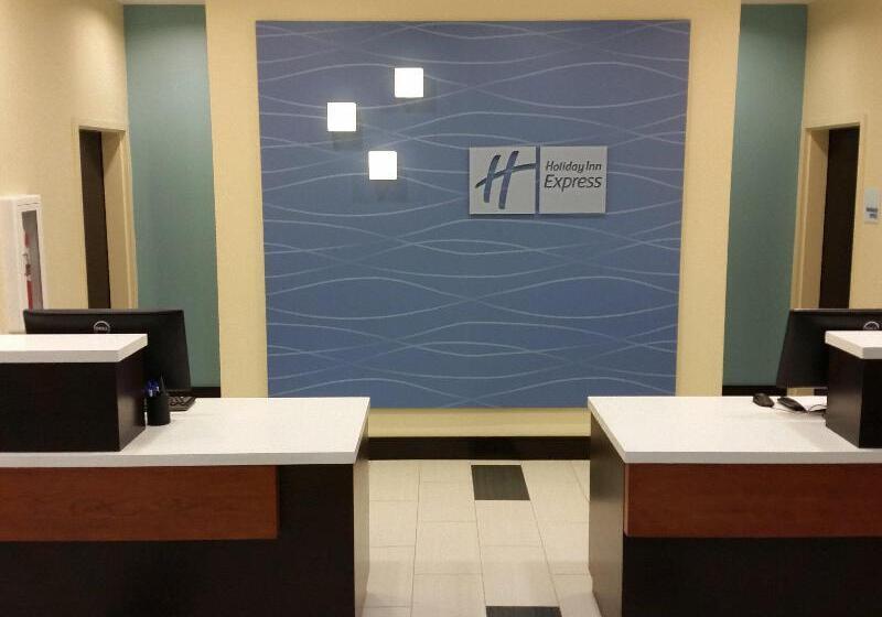 هتل Holiday Inn Express And Suites Atascocita   Humble   Kingwood, An Ihg