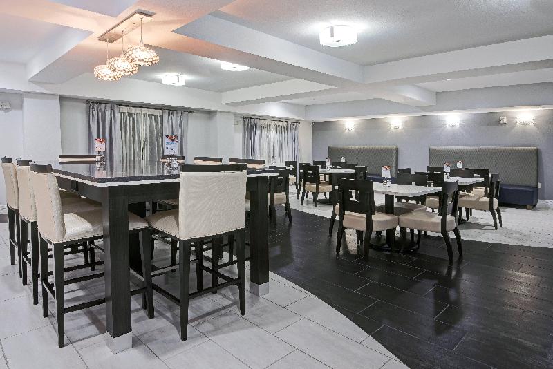 Fotos del hotel Holiday Inn Express And Suites Houston North - Iah Area, An Ihg:  19