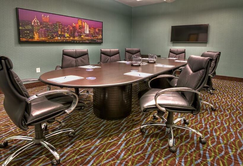 ホテル Holiday Inn Express & Suites Pittsburgh Sw/southpointe, An Ihg