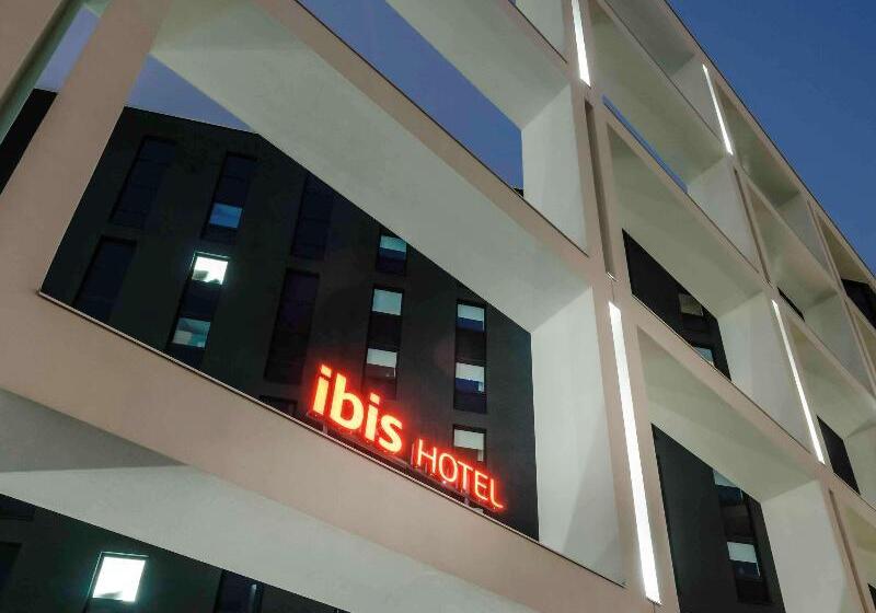 هتل Ibis Hamburg City