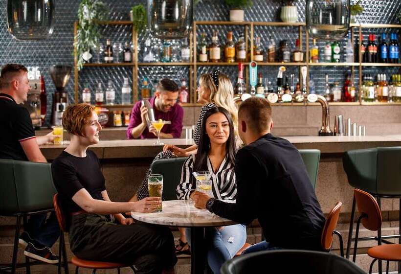 Fotos del hotel Ibis Styles Edinburgh St Andrew Square:  8