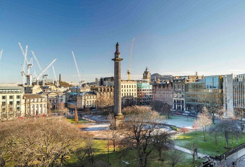 Hotel Ibis Styles Edinburgh St Andrew Square