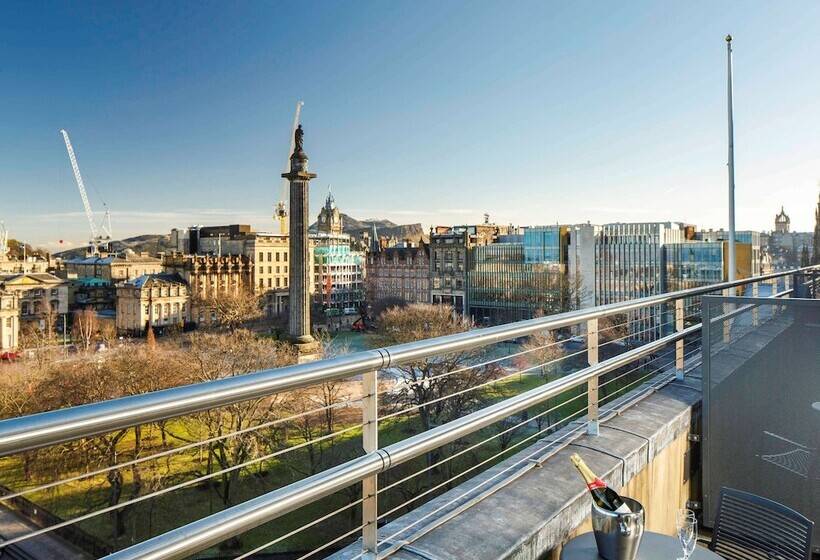 Fotos del hotel Ibis Styles Edinburgh St Andrew Square:  25