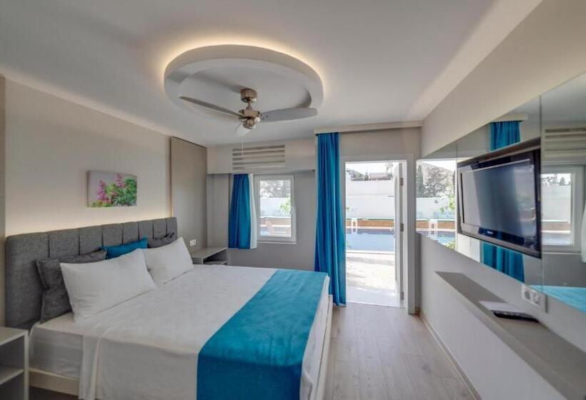 فندق La Brezza Suite &