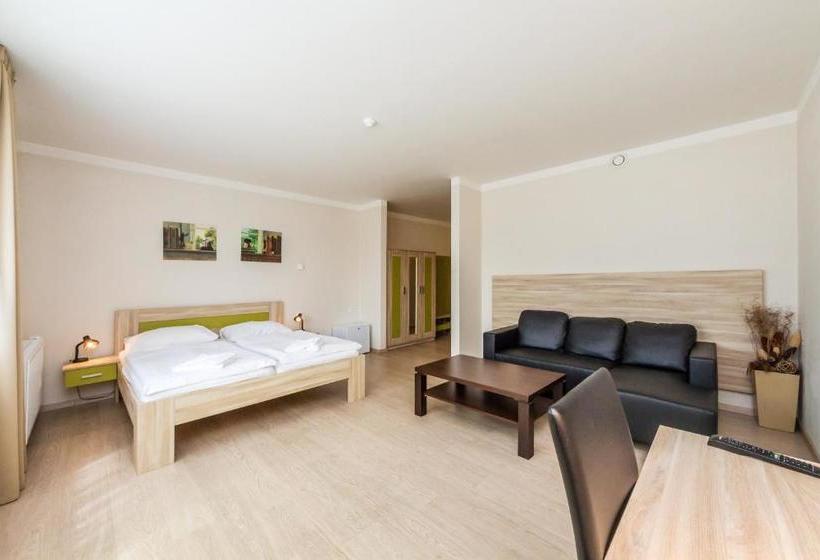 Fotos del hotel Nad Královnou Hotel & Restaurant:  2