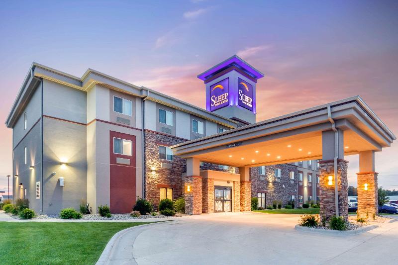 فندق Sleep Inn & Suites Devils Lake